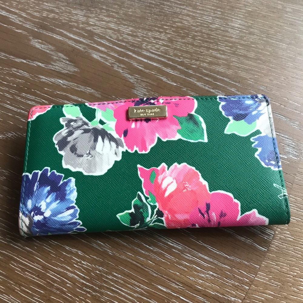Kate Spade Floral Wallet